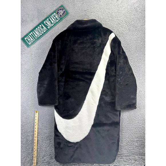 Nike Jackets & Blazers - Nike Parka Teddy Jacket Womens Small S Black White Sherpa Faux Fur Long Coat NEW